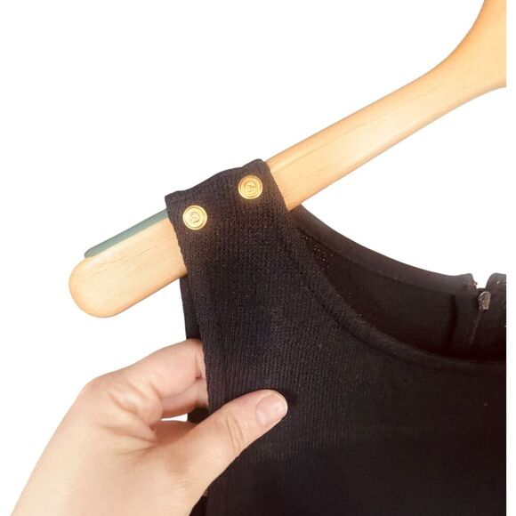 St. John Collection Textured Stretch Knit Sleeveless Dress - Picture 5 of 12